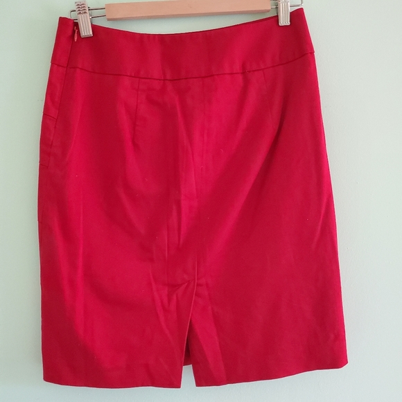 The Limited Red Skirt - Size 2 - Picture 3 of 8